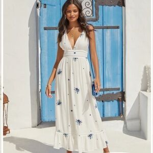 VICI Elegant White Floral Maxi Dress